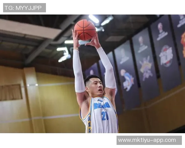 铁林直言库里成就背后是体系的力量而非个人英雄主义